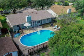 Cheerful 3-bedroom with a pool